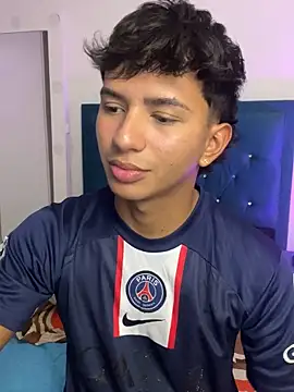 Leonarrrd 01 online show from October 7, 2025, 3:14 am