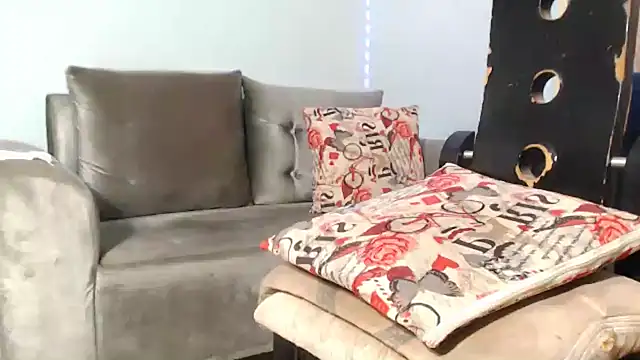 Amazing12inch online show from December 7, 2024, 5:53 pm