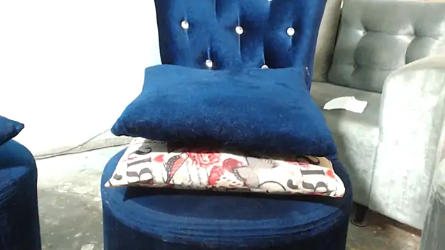 Amazing12inch online show from December 9, 2024, 9:48 pm