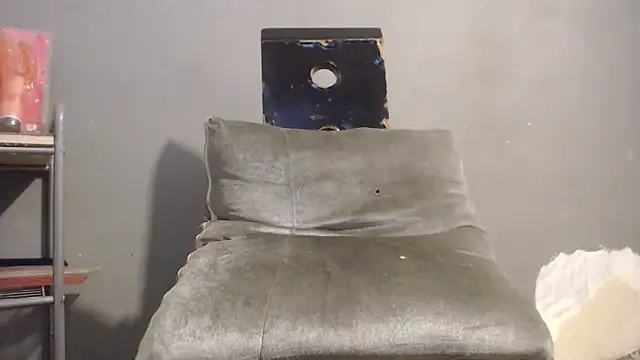 Amazing12inch online show from October 26, 2025, 1:22 am