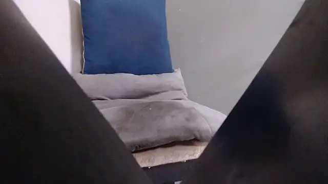 Amazing12inch online show from March 5, 2026, 6:04 pm