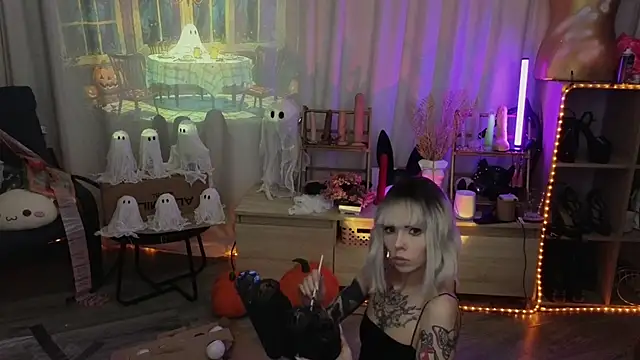 Kerry Kirk online show from October 24, 2025, 11:23 pm