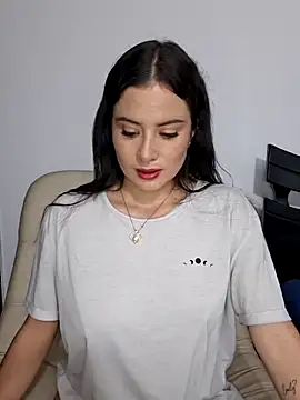 Zoe Clark  online show from March 14, 2026, 1:05 pm