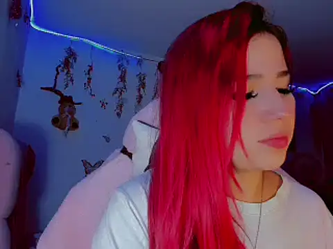 madisonx17 online show from February 5, 2025, 3:34 am