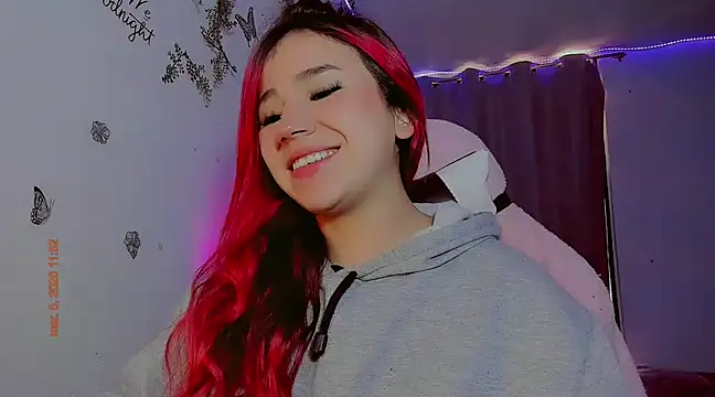 madisonx17 online show from March 5, 2025, 4:57 pm