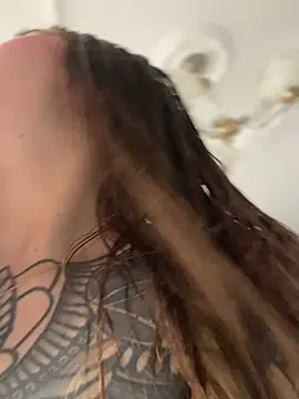 Snapshot of ValerieHilton chatting on February 12, 2025, 9:43 pm ValerieHilton online show from February 12, 2025, 9:43 pm