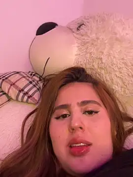 Snapshot of ValerieHilton chatting on November 16, 2025, 9:20 pm ValerieHilton online show from November 16, 2025, 9:20 pm