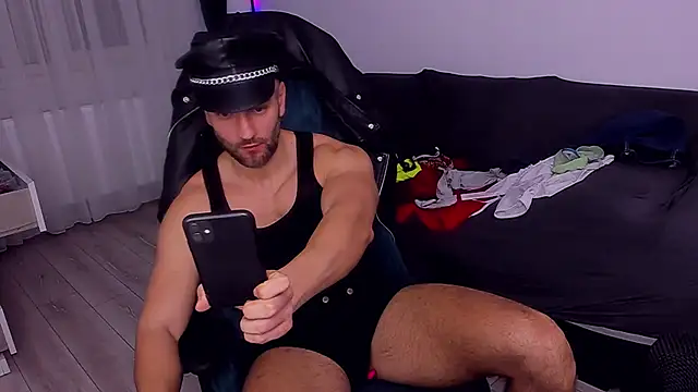 MarisMuscle online show from January 10, 2025, 7:46 am