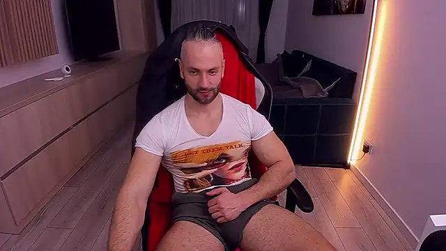 MarisMuscle online show from February 24, 2025, 6:58 pm