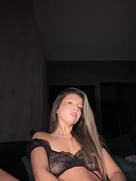 Snapshot of SonyaD_ chatting on October 15, 2025, 2:01 am SonyaD online show from October 15, 2025, 2:01 am