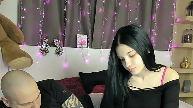 Snapshot of xDeepInLovexx chatting on December 30, 2024, 6:27 pm xDeepInLovexx online show from December 30, 2024, 6:27 pm