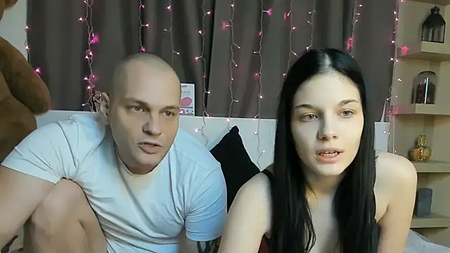 Snapshot of xDeepInLovexx chatting on January 7, 2025, 4:37 pm xDeepInLovexx online show from January 7, 2025, 4:37 pm