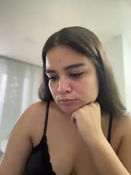CamilaSofiia online show from June 26, 2026, 10:36 pm