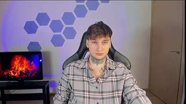 Chris Tyson online show from January 9, 2025, 3:23 pm