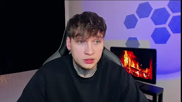 Chris Tyson online show from February 12, 2025, 2:14 am