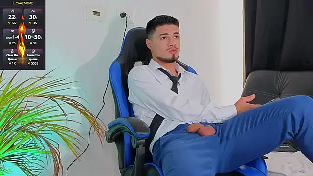 EdwardRoss  online show from December 13, 2025, 8:04 pm