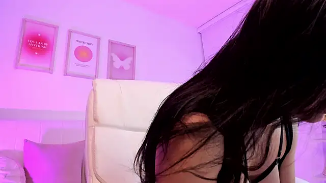 Steff London online show from January 29, 2025, 2:19 am