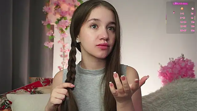 AmiLewis online show from December 18, 2025, 1:11 am