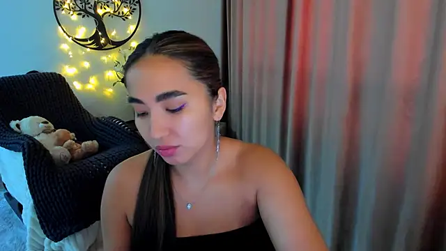 worldofkim online show from February 25, 2026, 10:03 am