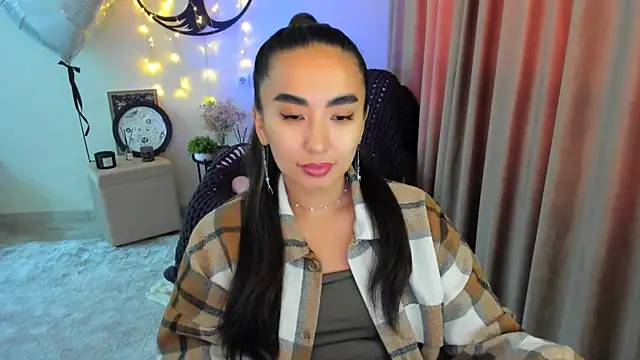 worldofkim online show from April 20, 2026, 7:55 am