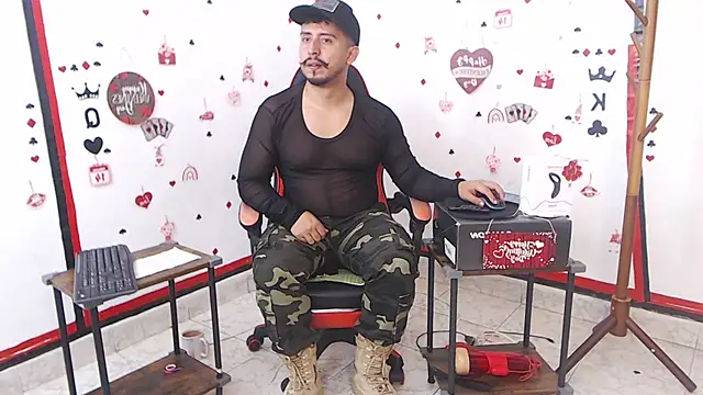 Snapshot of KalethBigDick chatting on February 11, 2025, 7:38 pm KalethBigDick online show from February 11, 2025, 7:38 pm