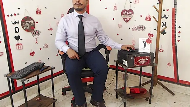 Snapshot of KalethBigDick chatting on February 16, 2025, 1:05 pm KalethBigDick online show from February 16, 2025, 1:05 pm