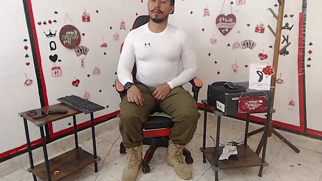 Snapshot of KalethBigDick chatting on February 24, 2025, 2:15 pm KalethBigDick online show from February 24, 2025, 2:15 pm