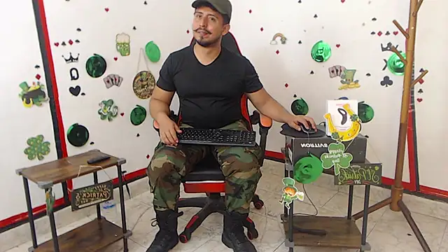 Snapshot of KalethBigDick chatting on March 20, 2025, 5:02 am KalethBigDick online show from March 20, 2025, 5:02 am