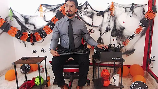 Snapshot of KalethBigDick chatting on October 28, 2025, 7:01 am KalethBigDick online show from October 28, 2025, 7:01 am