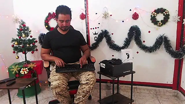 Snapshot of KalethBigDick chatting on January 7, 2026, 3:53 am KalethBigDick online show from January 7, 2026, 3:53 am