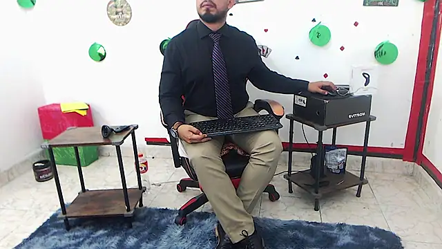 KalethBigDick online show from April 16, 2026, 8:04 am