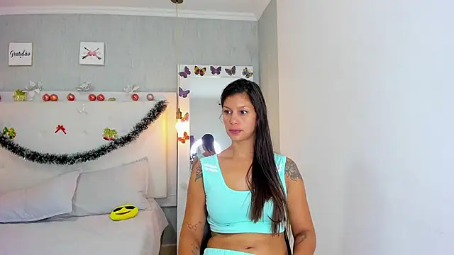 aishawild online show from January 5, 2025, 4:59 pm