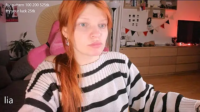 lil lia online show from December 15, 2025, 10:58 pm