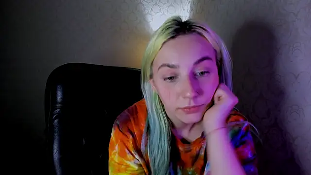 coraline meow online show from December 13, 2024, 9:13 am