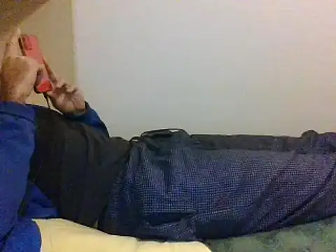 Snapshot of coppai200 chatting on April 1, 2026, 1:23 pm coppai200 online show from April 1, 2026, 1:23 pm