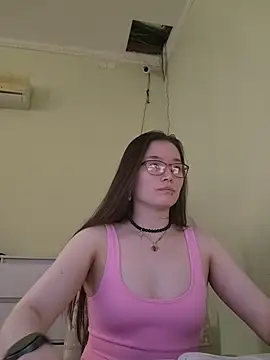 U KINKY online show from May 20, 2026, 1:28 pm