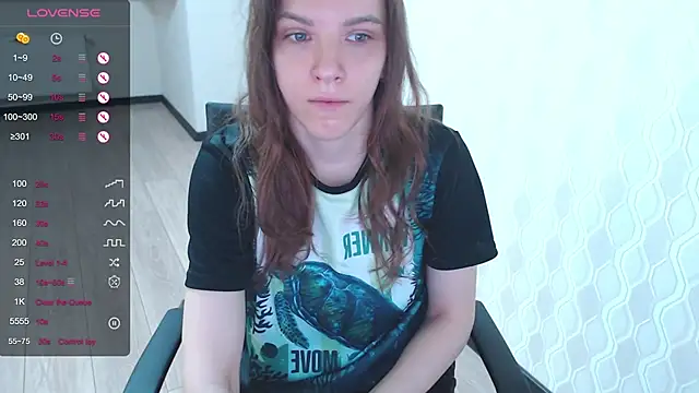LisaHeart online show from December 10, 2024, 3:52 am