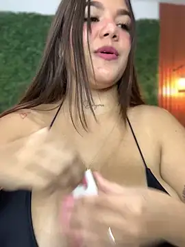 Michellesexxy online show from February 9, 2025, 3:43 am