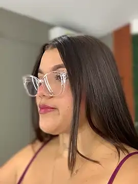 Michellesexxy online show from March 11, 2025, 3:05 am