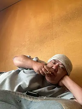 punk0805 online show from September 10, 2025, 12:10 am