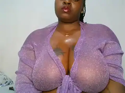 Snapshot of t-QueenSlyy chatting on January 13, 2025, 6:49 pm t-QueenSlyy online show from January 13, 2025, 6:49 pm