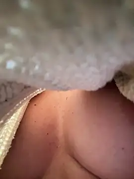 eveangelll online show from March 6, 2026, 5:04 am