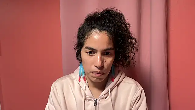 Snapshot of erotic_artist chatting on January 15, 2025, 11:40 pm erotic artist online show from January 15, 2025, 11:40 pm