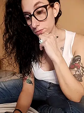 SofiaMori online show from February 5, 2026, 1:27 pm