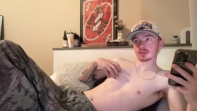 younghungginger online show from January 22, 2025, 1:53 am