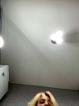 Yourdirtybitch online show from December 2, 2024, 3:58 am