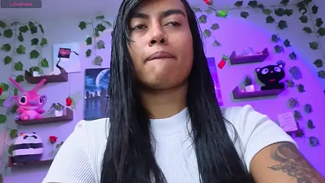 macey elliot  online show from March 15, 2025, 2:45 pm