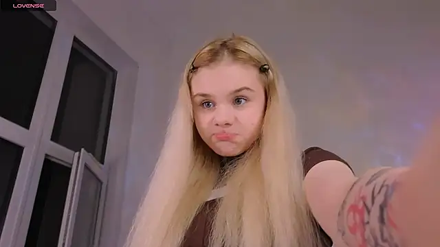 Britney Lynch online show from March 18, 2026, 7:06 pm