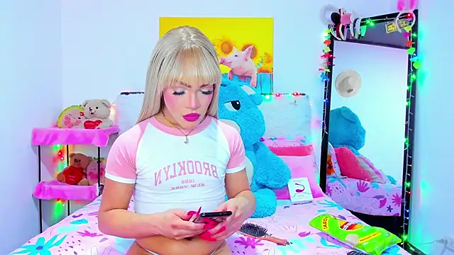 Candy Candy   online show from September 9, 2025, 9:47 pm