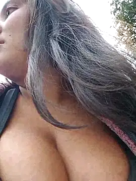 Celeem  online show from March 5, 2025, 10:32 pm